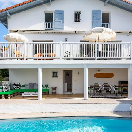 Etxegina - Vue Imprenable Sur La Rhune Villa Bidart